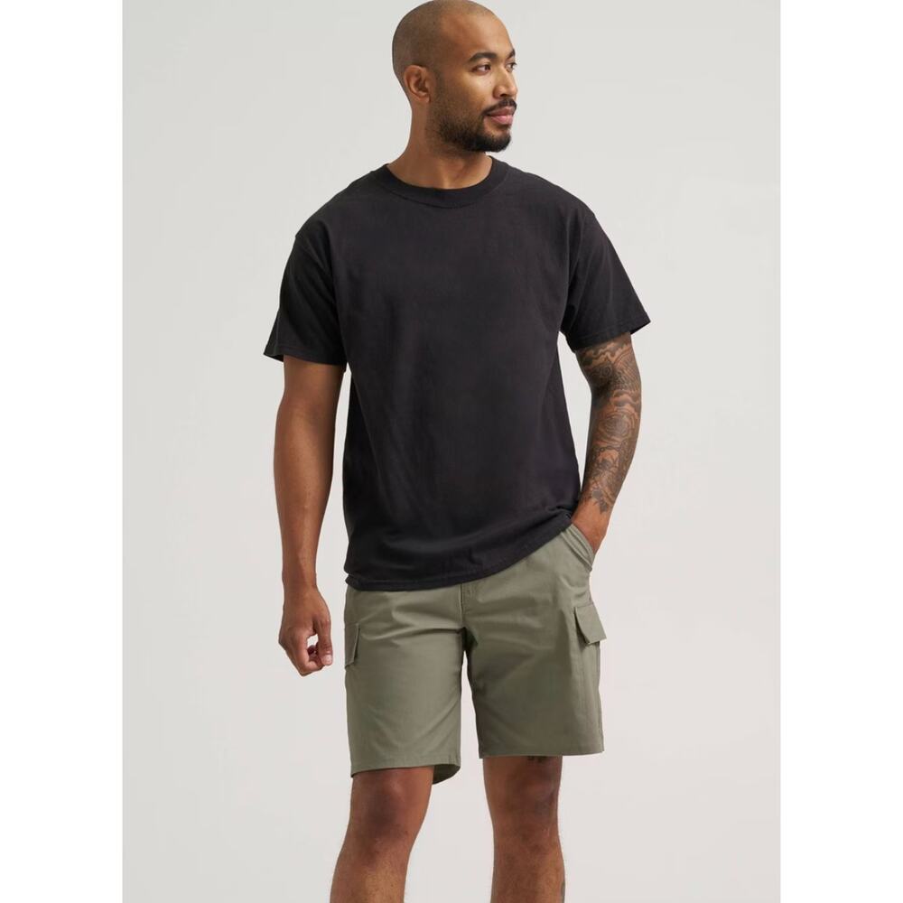 Wrangler Men's 9" ATG Highland Cargo Shorts Olive Green hiking sz 42 NEW NWT